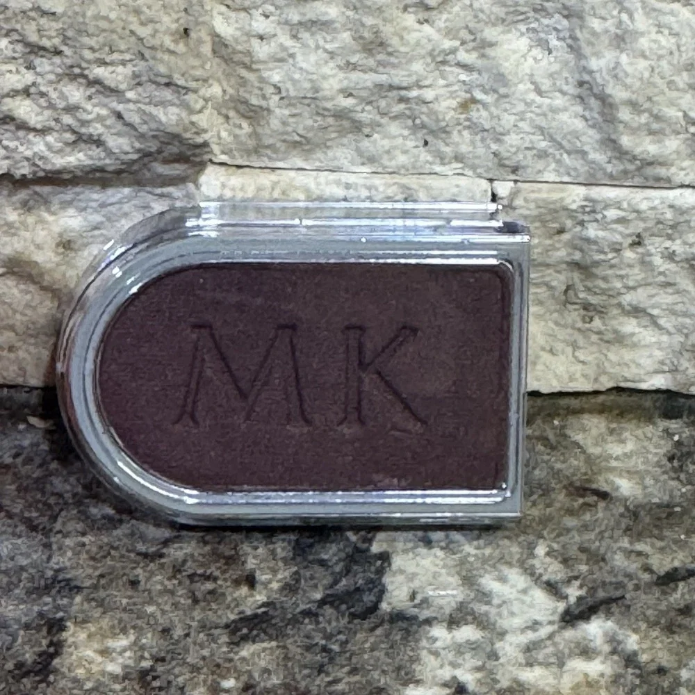 Mary Kay Signature Eye Color Shadow CURRANT CRAZE Discontinued New